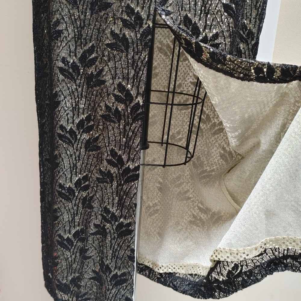 Bari Jay Black Lace with Gold Lame Underlay Evening Dress & Bolero sz 4/6 - Picture 10 of 15